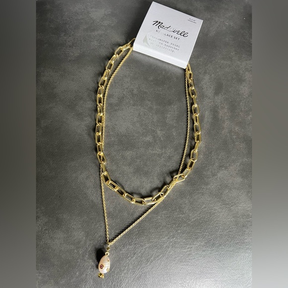 Madewell Two-Pack Studded Freshwater Pearl Gold Necklace Set NWT 44$ - Picture 5 of 6
